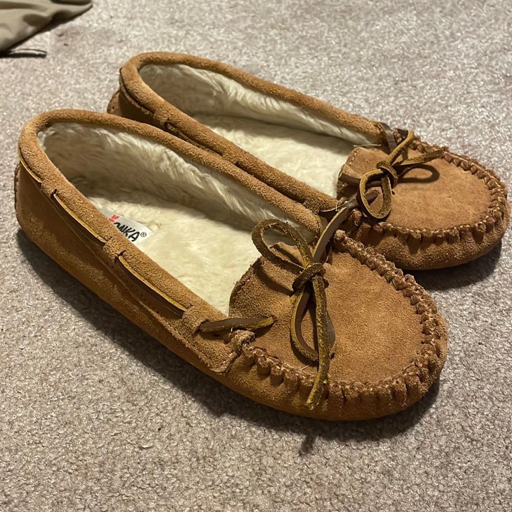 Minnetonka Moccasin Slippers